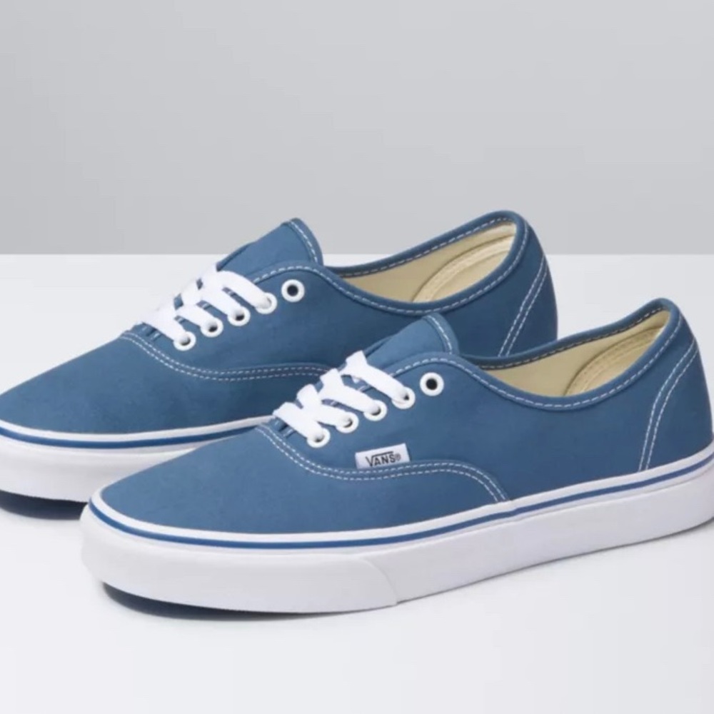 Vans Lace Up Authentic